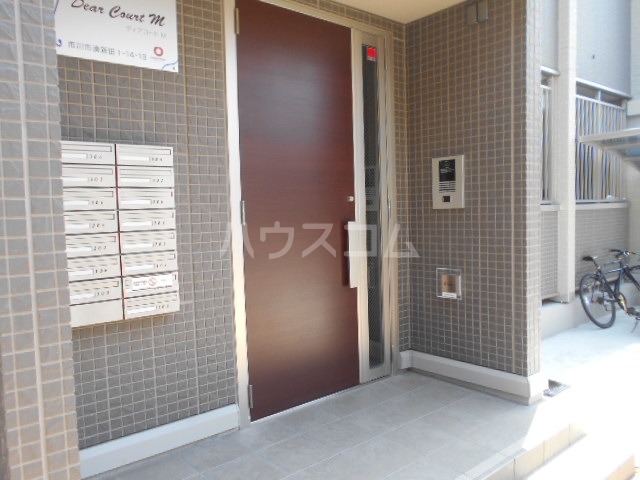 20/29 エントランス