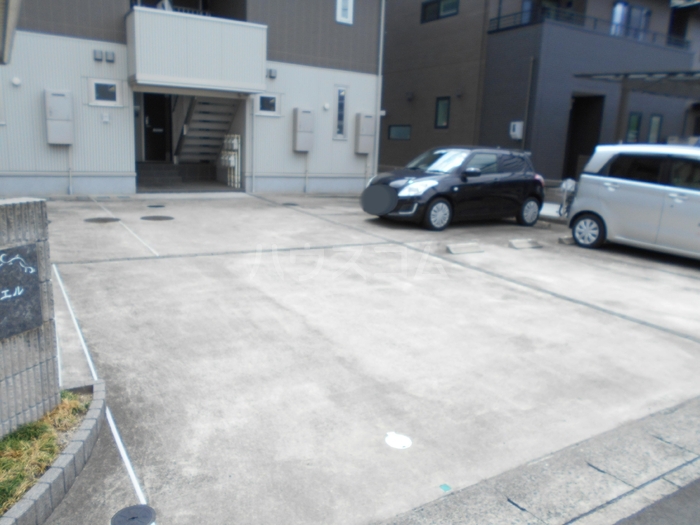 14/20 駐車場