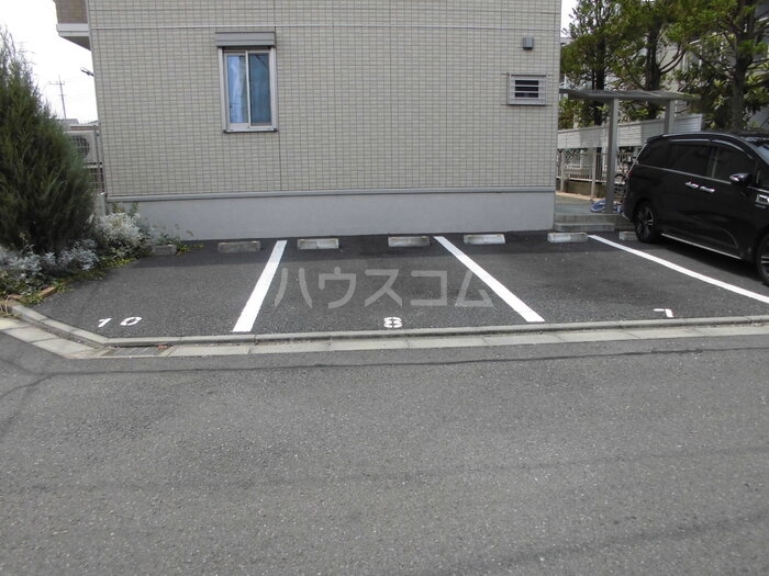 21/29 駐車場