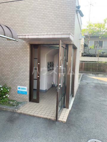 4/10 エントランス