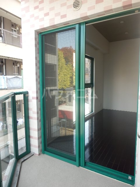 14/27 バルコニー