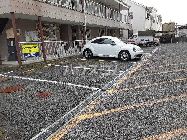 14/17 駐車場