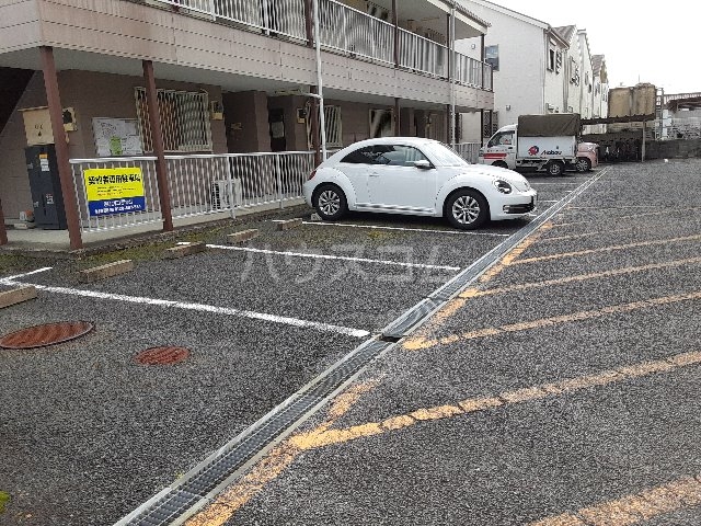 26/29 駐車場