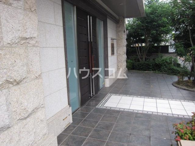 13/24 エントランス