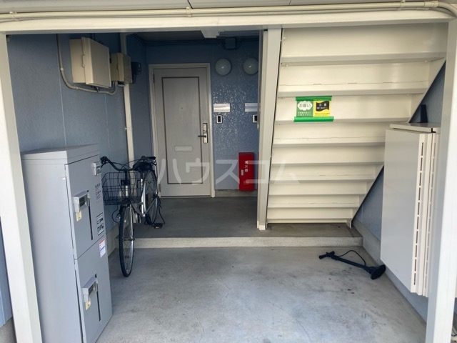 20/22 エントランス