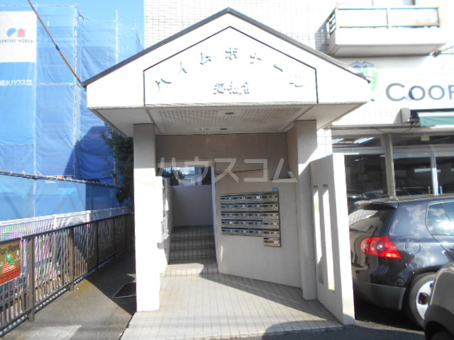 17/20 エントランス