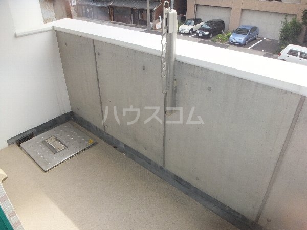 15/26 バルコニー