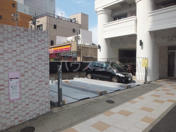 24/26 駐車場