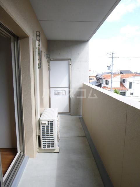 18/29 バルコニー