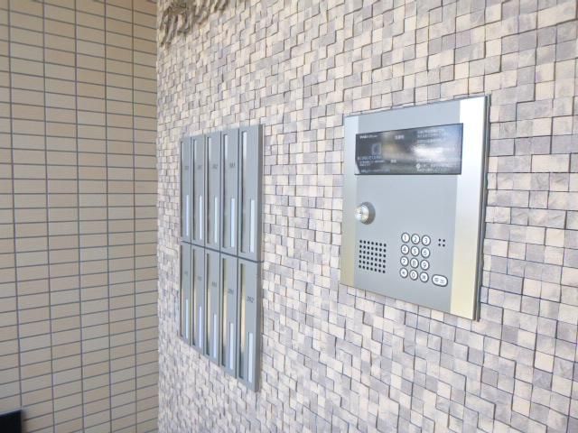 24/29 エントランス