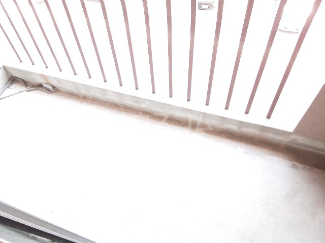 13/30 バルコニー