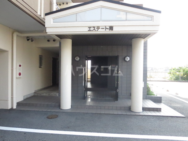 18/20 エントランス