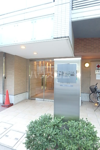 15/18 エントランス