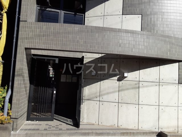 15/25 エントランス