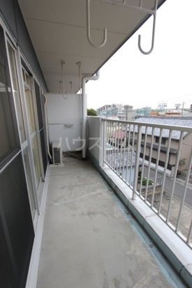 13/22 バルコニー