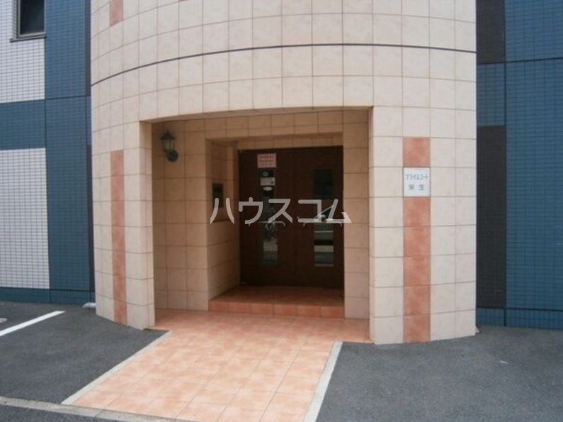 17/25 エントランス