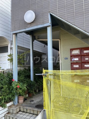 17/27 エントランス