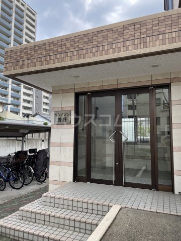 2/3 エントランス