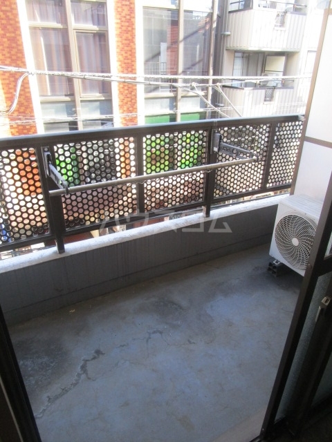 18/30 バルコニー