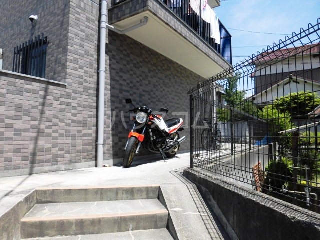 20/26 エントランス