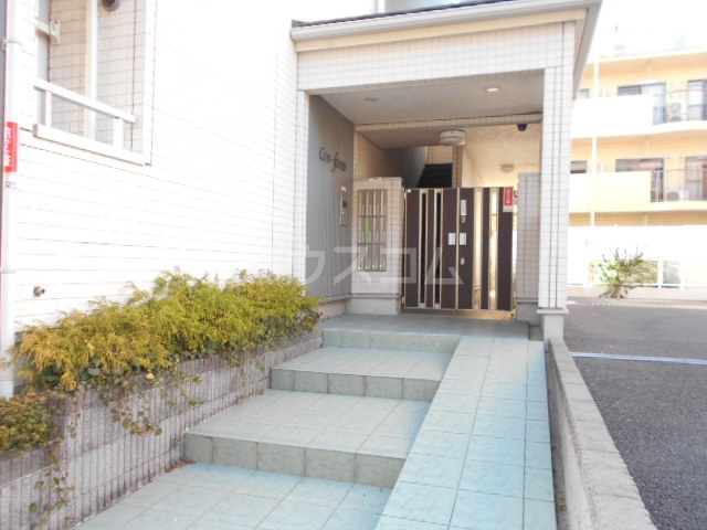 22/30 エントランス