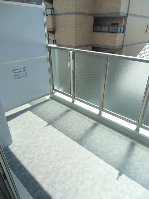 19/30 バルコニー