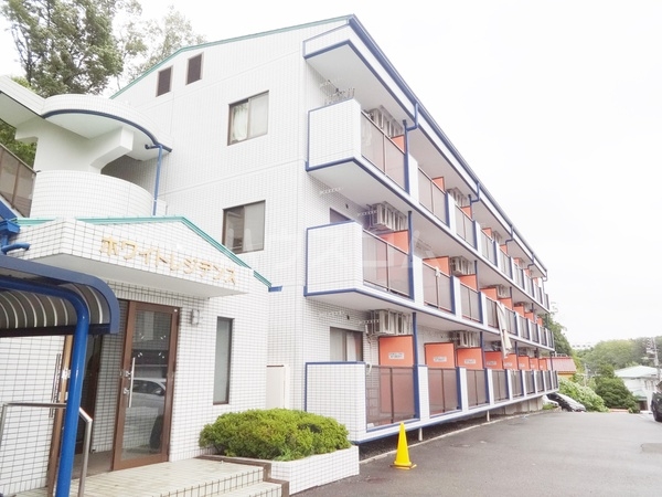 16/26 エントランス