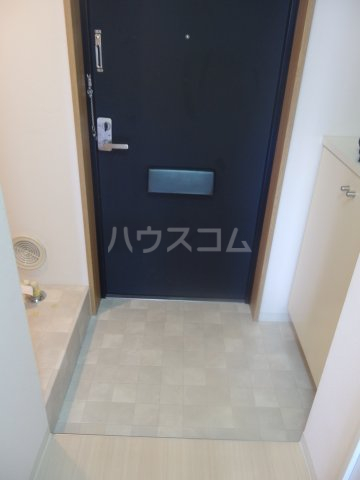 13/30 玄関