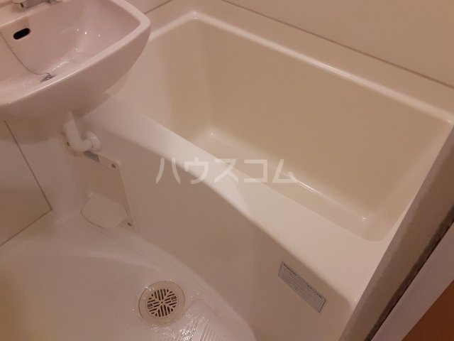 17/30 浴室