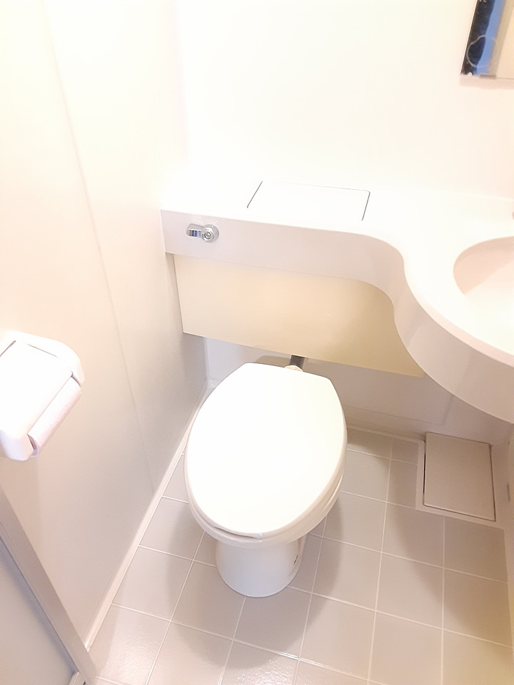 16/30 トイレ