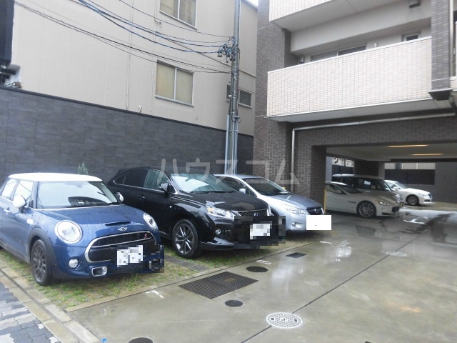 24/30 駐車場