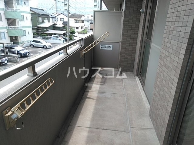 16/27 バルコニー