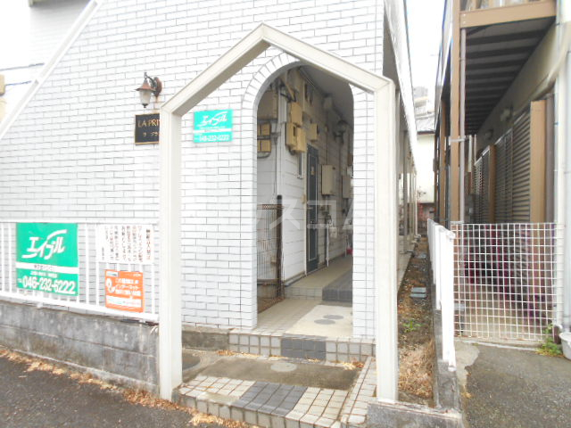 3/4 エントランス