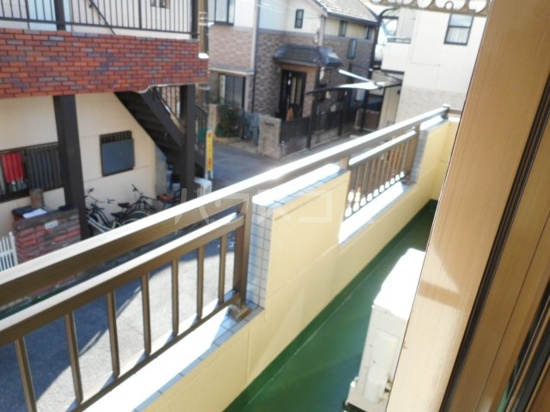 16/27 バルコニー