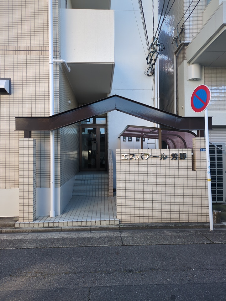 20/26 エントランス