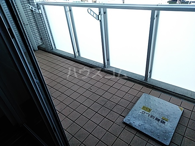 25/30 バルコニー