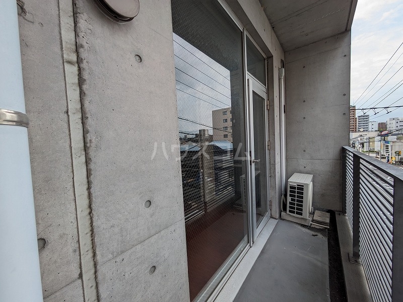 15/28 バルコニー