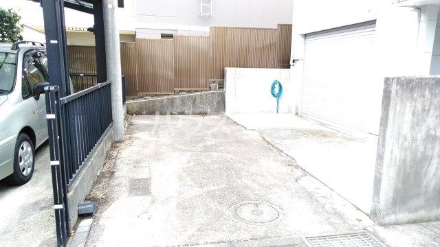26/26 駐車場