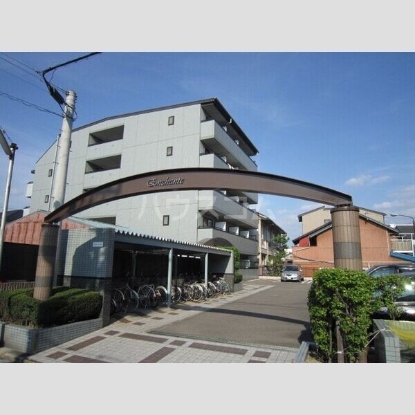 15/16 エントランス