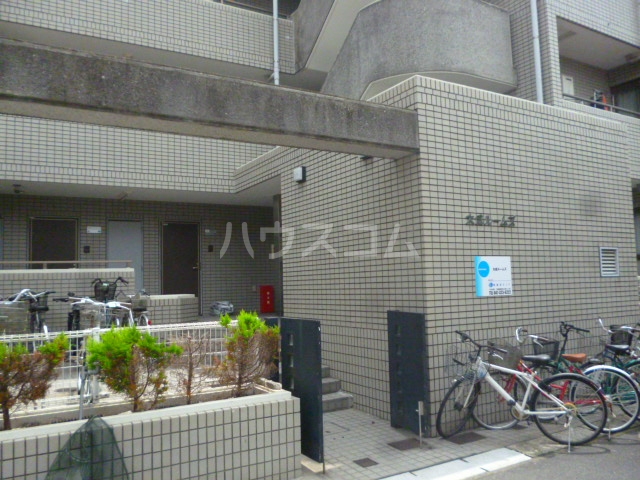 17/27 エントランス