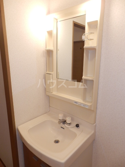 13/28 洗面