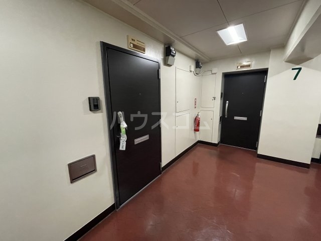 3/6 エントランス