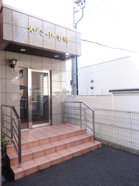 21/27 エントランス