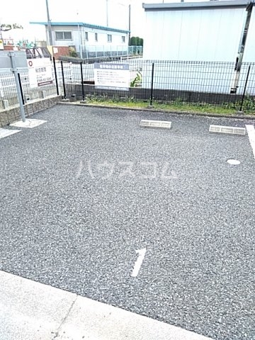 22/30 駐車場