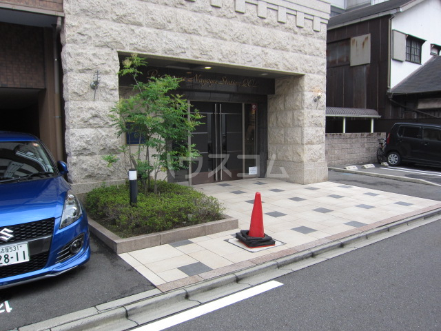 21/29 エントランス