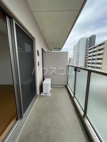 21/30 バルコニー