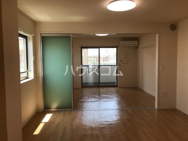 17/20 バルコニー