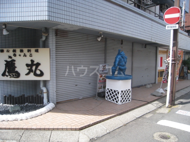 17/30 エントランス