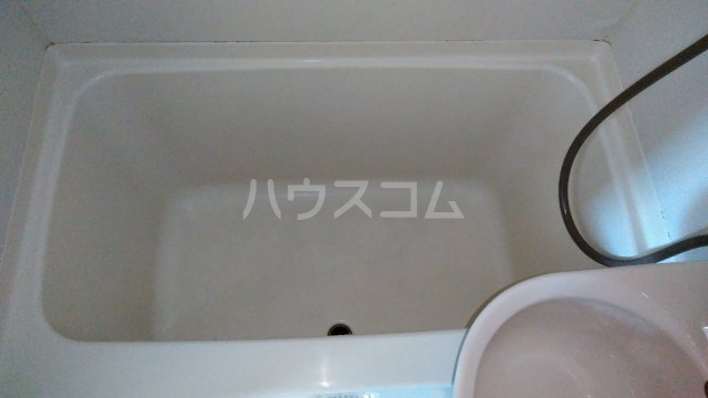 16/30 浴室