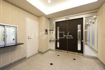 13/24 エントランス